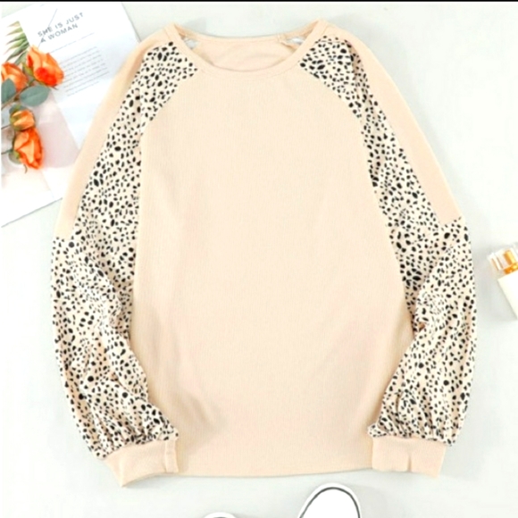 Cream Ribbed Long Sleeve Top with Leopard Print and Balloon Sleeves - Picture 5 of 11